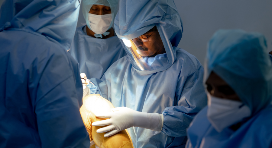 ACL Tear Symptoms and When Surgery May Be Needed